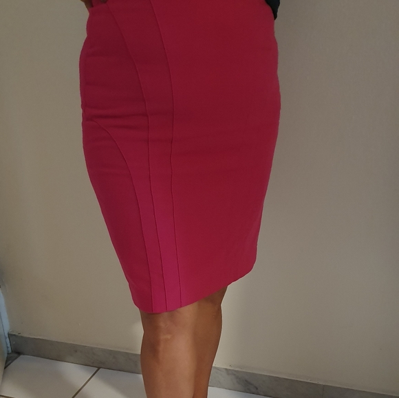 Skirt - Picture 4 of 4